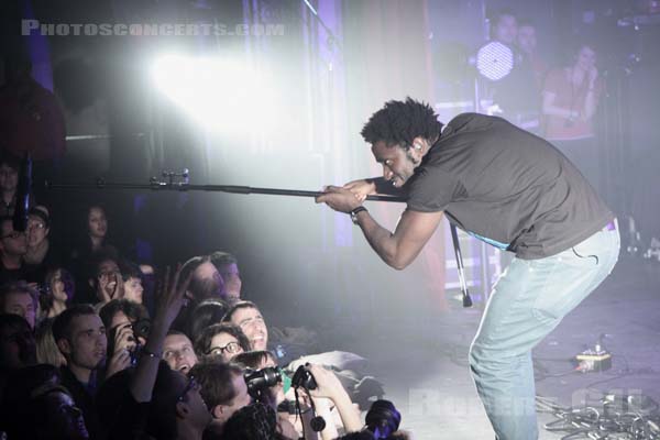 KELE OKEREKE - 2010-11-07 - PARIS - La Cigale - 